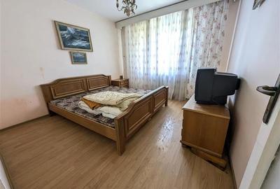 Apartament cu 3 camere decomandat în Cornișa - 6