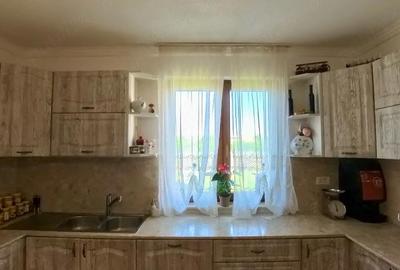 Casă cu Teren 1440 Mp în Central