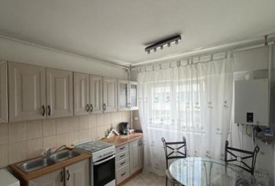 Apartament de vanzare, cu 2 camere, 45 mp, etaj 7, zona ultr - 8