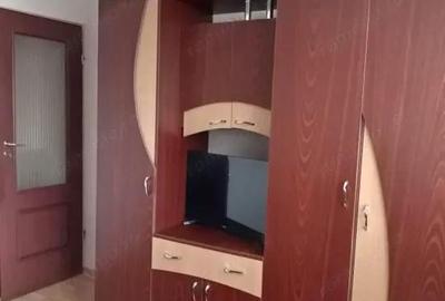Apartament cu 3 camere decomandat în Micro 20 - 5