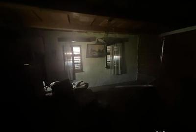 Casă cu 2 camere cu Canalizare în Ozun - 11