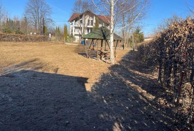 Teren de 1000 mp, în Exterior Vest