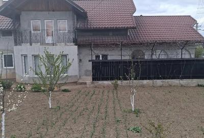 Casă cu Teren 1000 Mp în Râșca - 5