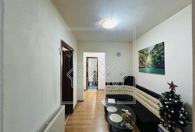 Apartament cu 3 camere decomandat în Aeroport - 12