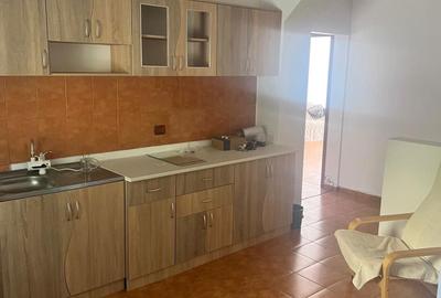 Apartament cu 2 camere decomandat în Central - 3