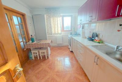 Apartament 3 camere decomandat, zona Mioritei - 12