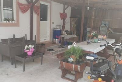 Casă cu 6 camere cu Teren 250 Mp în Costinești - 8