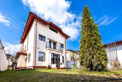 Casă individuală cu 6 camere cu Canalizare în Pantelimon - 1