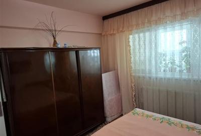 Apartament de  vanzare, 3 camere decomandat, in Ploiesti, Zona Mihai Bravu. - 7