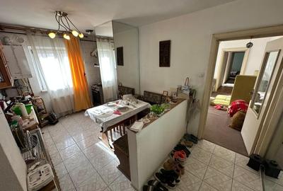 Apartament cu 3 camere semidecomandat în Girocului - 3