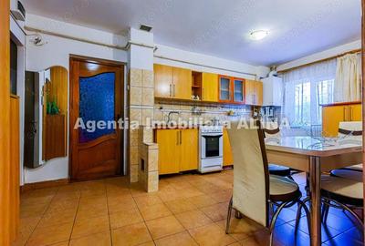 Ap. 2 camere in Deva, pe Bulevardul Decebal, 50 mp, decomandat, etaj 1, cu lift. - 2