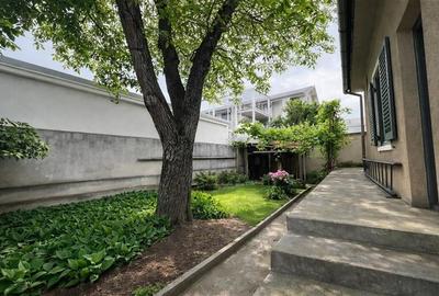 Casa singura in curte, cu garaj, Central, Brasov - 1