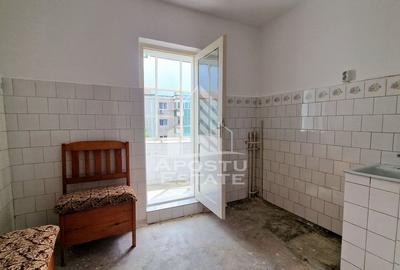 Apartament cu 2 camere, etaj intermediar, zona Lipovei - 4