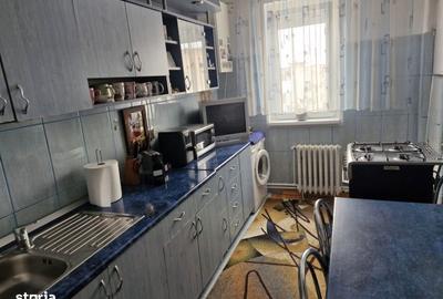 Apartament cu 2 camere, mobilat în Central - 1