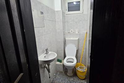 Apartament cu 2 camere nedecomandat în 15 Noiembrie - 11