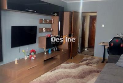Apartament cu 2 camere decomandat în Traian