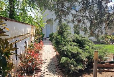 Casă cu Teren 500 Mp în Roșu - 2