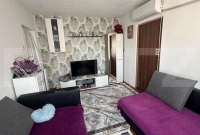 Apartament, 2 camere, semidecomandat, cartier Tiglari