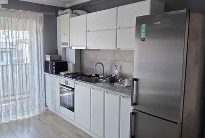 Apartament cu 2 camere decomandat în Micești - 2