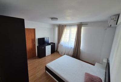 Garsonieră decomandată în Central - 2