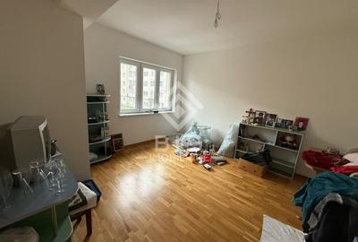 Apartament cu 2 camere decomandat în Central - 2