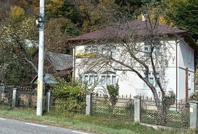 Casă cu 6 camere cu Teren 1100 Mp în Central - 4