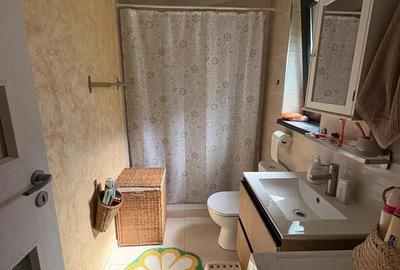 Casa curte, zona verde, Bucurestii noi, langa parc Bazilescu, 85 mp. - 2