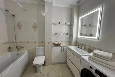 Garsonieră decomandată în Titan