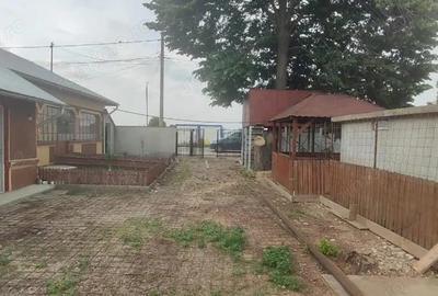 Casă cu 5 camere cu Teren 2500 Mp în Central - 8