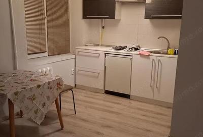 Garsoniera de vanzare zona Aparatorii Patriei - 1