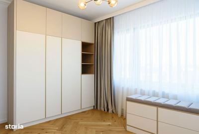 Casă cu 4 camere cu Teren 320 Mp în Central - 1