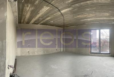 Duplex cu 4 camere cu Canalizare în Străulești - 11