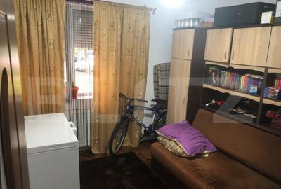 Apartament cu 4 camere semidecomandat, mobilat în Micro 14 - 2