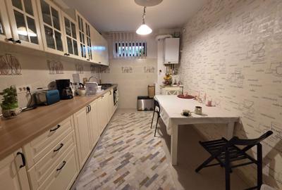 Apartament cu 3 camere decomandat în Central - 6