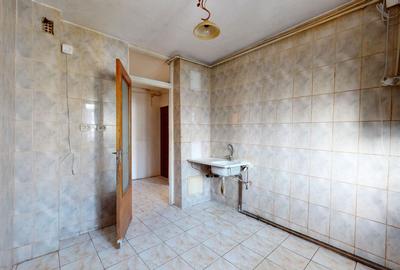 Apartament cu 3 camere decomandat în Sebastian - 13