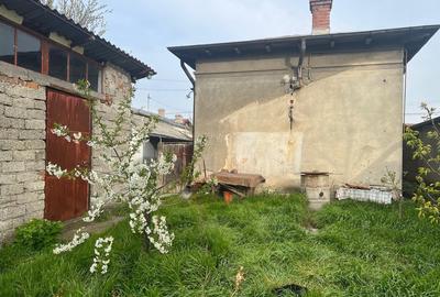 Casă cu 4 camere în Central - 8