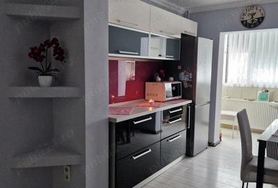 Apartament cu 2 camere decomandat în Nufărul - 3