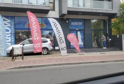 Vitan Mall Auchan- suprafata 428 mp - pret 780.000 euro+TVA - 1