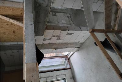 Casă cu Teren 577 Mp în Bujac - 2