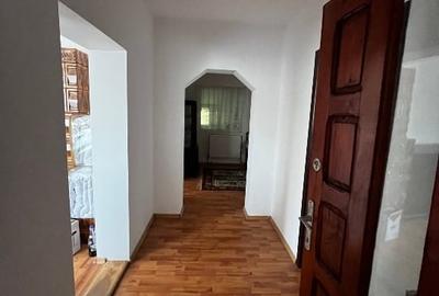 Casă individuală cu 5 camere cu Canalizare în Priseaca - 12