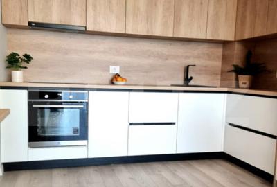 Apartament cu 3 camere decomandat, mobilat în Nufărul - 11