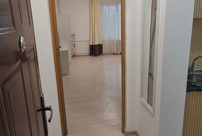 Garsonieră semidecomandată în Sud - 1