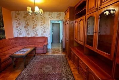 Garsonieră decomandată în Decebal - 2