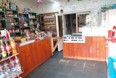 De vanzare casa sau magazin cu terasa De vanzare casa sau magazin cu terasa - 2