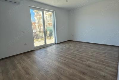 Apartament cu 3 camere decomandat în Central - 3