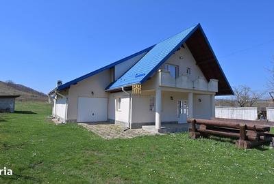 Casă cu 5 camere cu Teren 2396 Mp în Preutești - 5