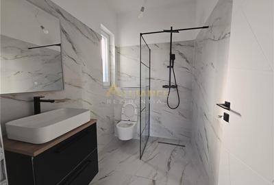 Casă cu 3 camere cu Teren 438 Mp în Berceni - 4