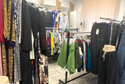 Spațiu comercial, de 36 mp, în Tractorul - 4