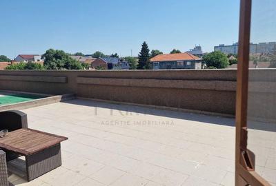 Penthouse cu 3 camere decomandat, mobilat în Elisabetin - 1