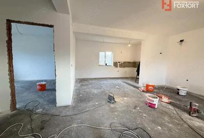 Duplex cu 3 camere de vanzare in Beregsau Mare, zona Centrala - 10